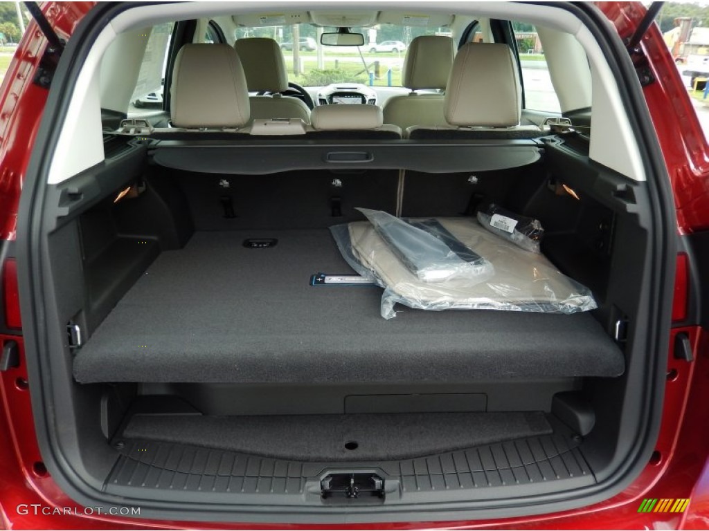 2014 Ford C-Max Energi Trunk Photo #94375513