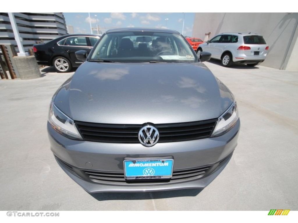 2014 Jetta S Sedan - Platinum Gray Metallic / Titan Black photo #2