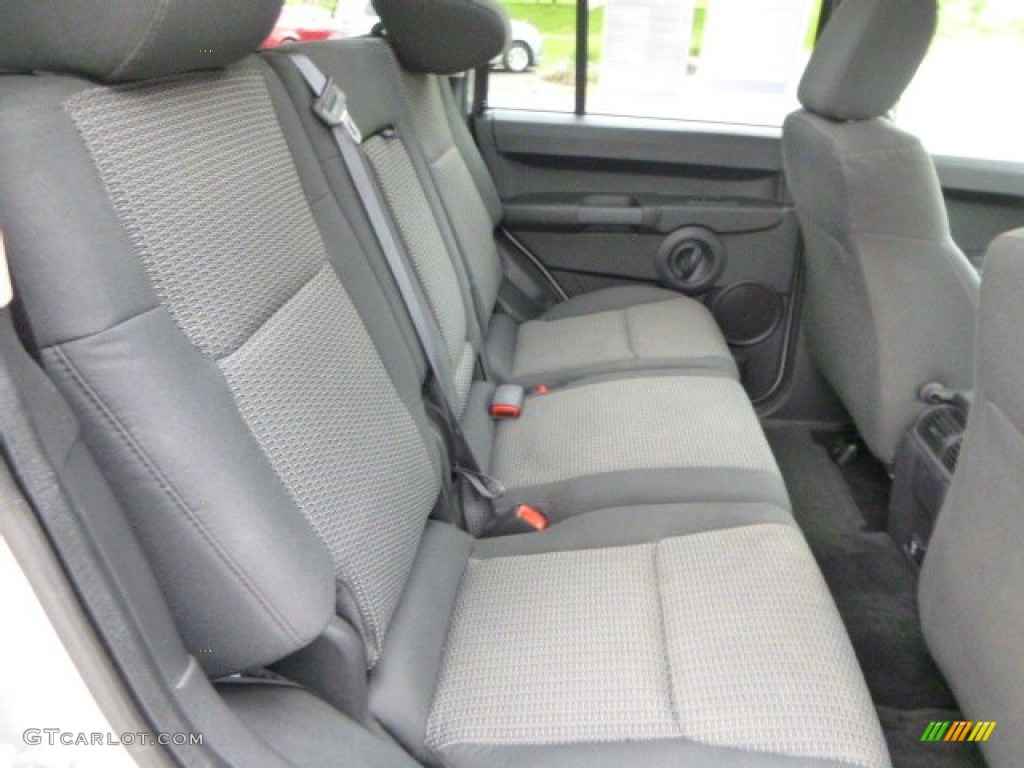 2008 Commander Sport 4x4 - Light Graystone Pearl / Dark Slate Gray photo #13