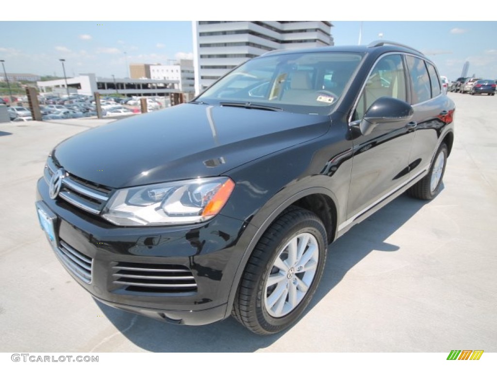 Black 2014 Volkswagen Touareg V6 Sport 4Motion Exterior Photo #94377056