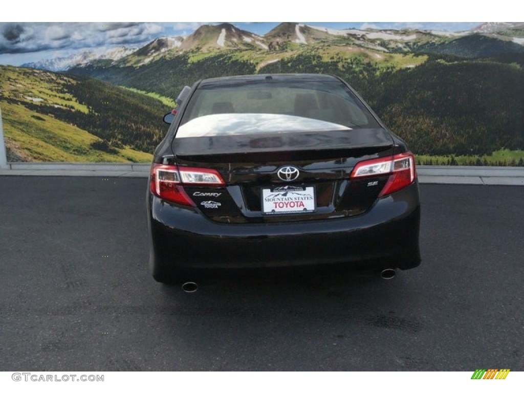 2014 Camry SE V6 - Attitude Black Metallic / Black/Ash photo #4