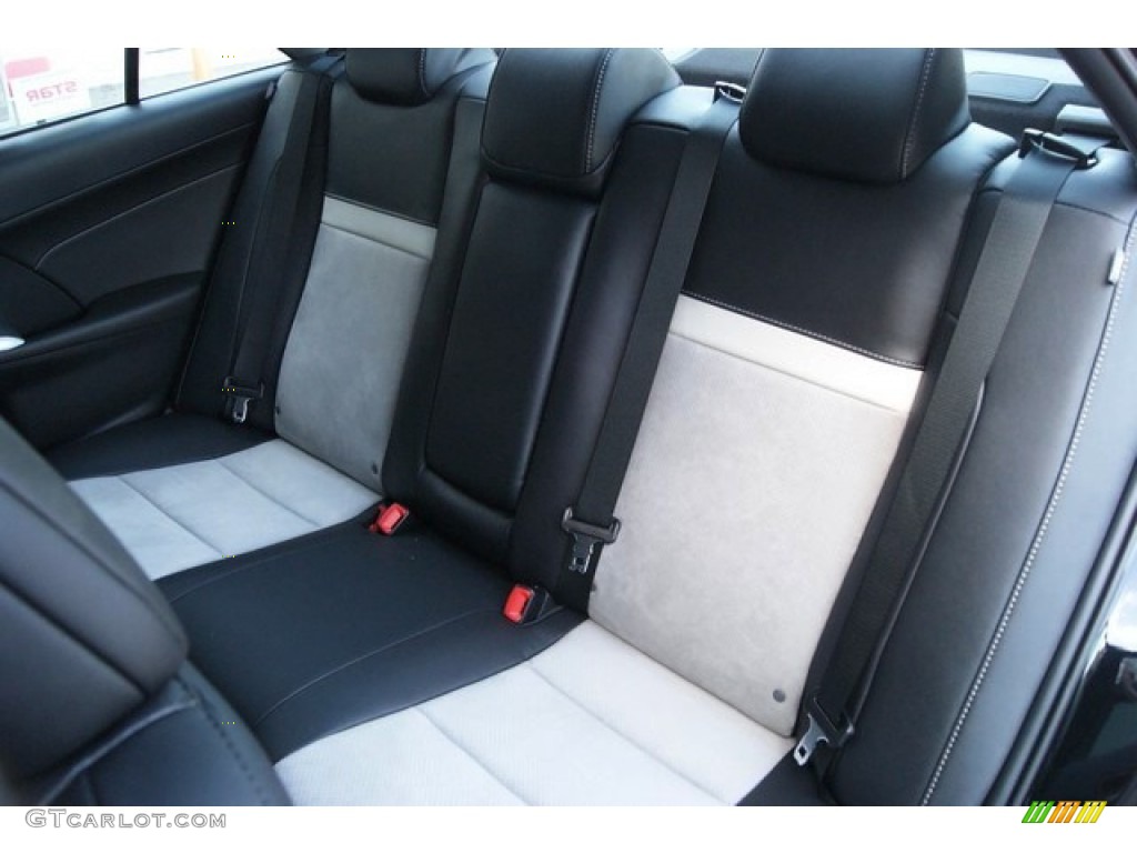 2014 Camry SE V6 - Attitude Black Metallic / Black/Ash photo #7