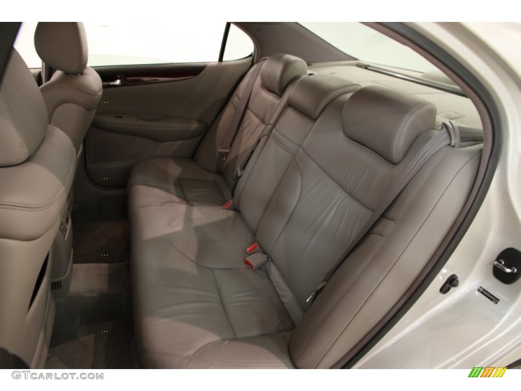 2004 Lexus ES 330 Rear Seat Photo #94385936