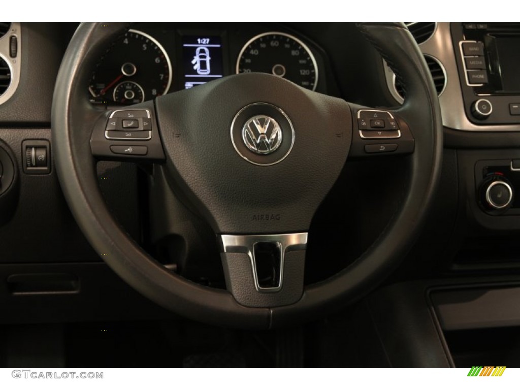 2011 Tiguan SE 4Motion - Alpine Gray Metallic / Charcoal photo #6