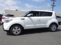 2014 Clear White Kia Soul 1.6  photo #5