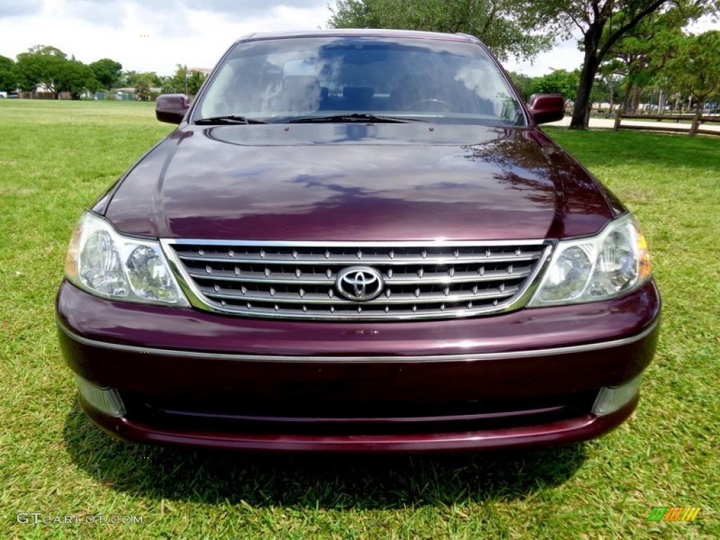 2004 Avalon XLS - Cassis Red Pearl / Ivory photo #48