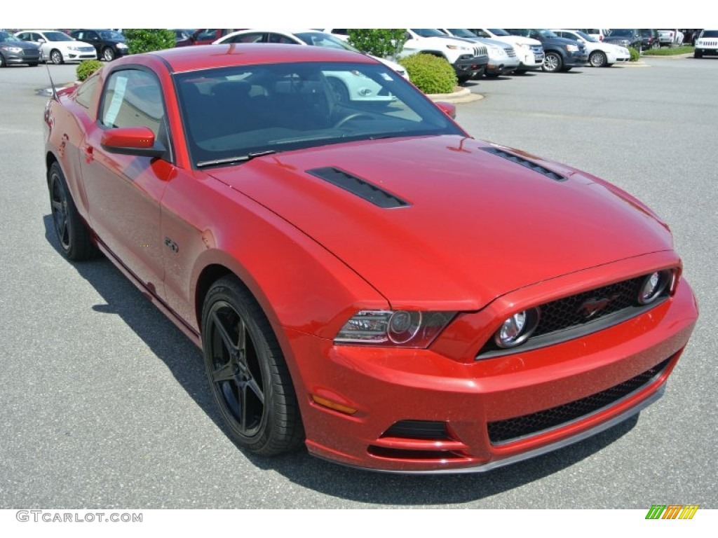 2013 Mustang GT Coupe - Red Candy Metallic / Charcoal Black photo #2
