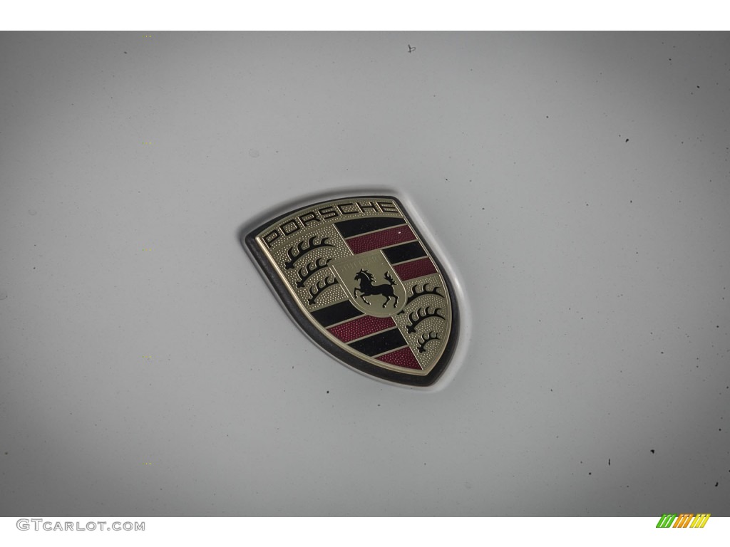 2011 Porsche Cayenne Standard Cayenne Model Marks and Logos Photo #94396922