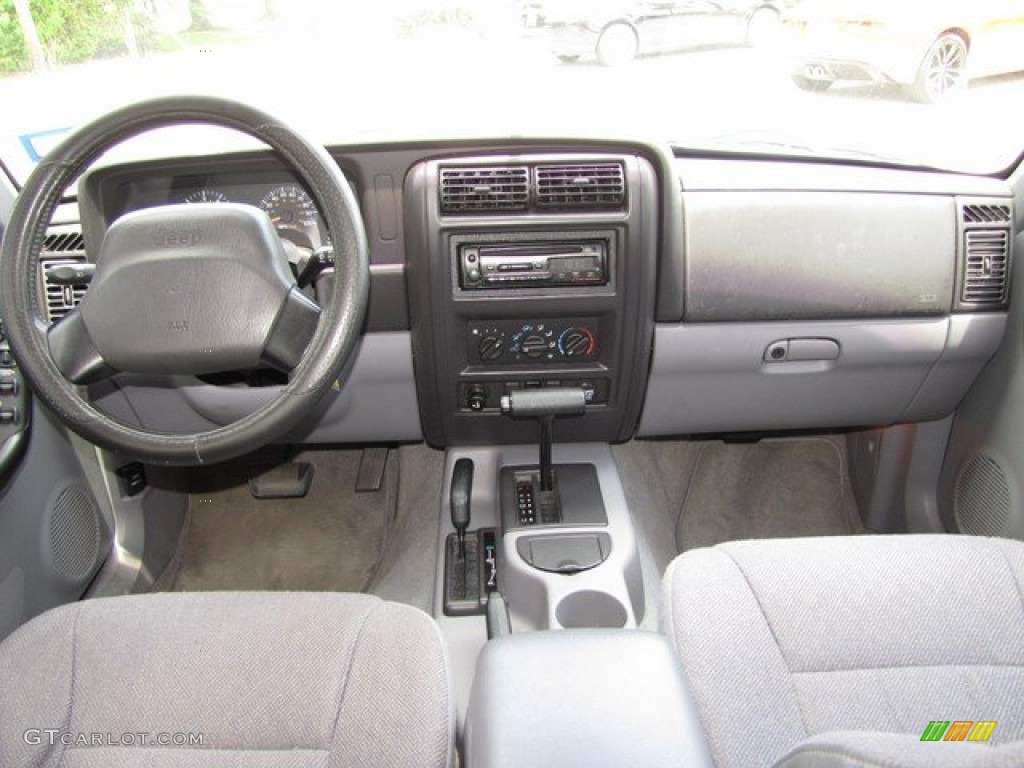 1998 Cherokee Classic 4x4 - Gunmetal Pearl / Mist Gray photo #3