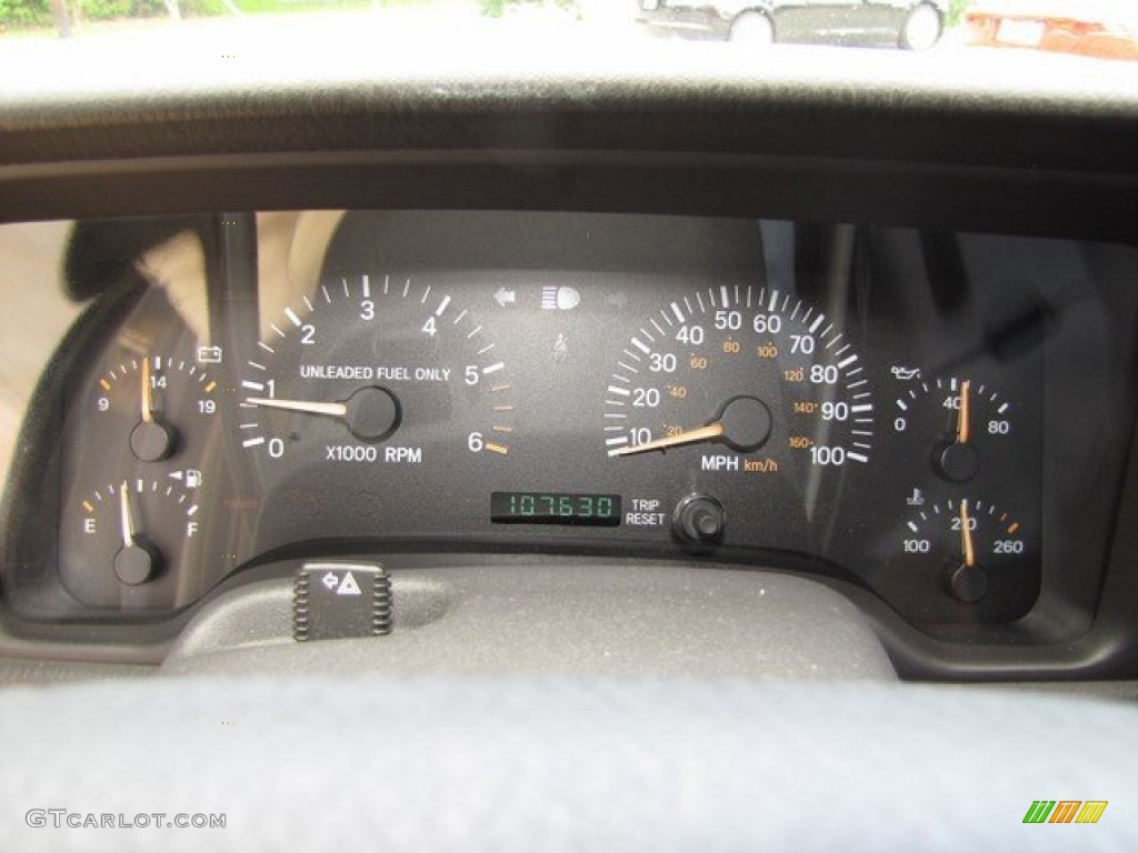 1998 Cherokee Classic 4x4 - Gunmetal Pearl / Mist Gray photo #24