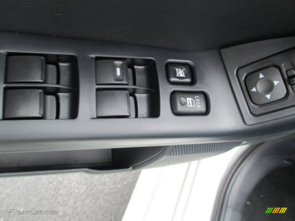2014 Mitsubishi Lancer Evolution MR Controls Photo #94405133