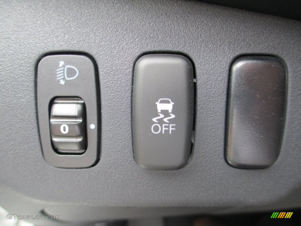 2014 Lancer Evolution MR - Wicked White / Black photo #17