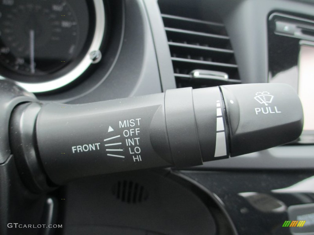 2014 Mitsubishi Lancer Evolution MR Controls Photo #94405343