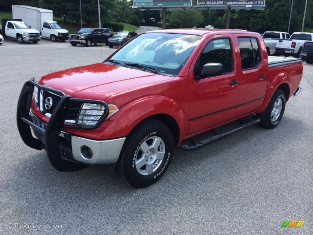 2006 Frontier SE Crew Cab - Red Alert / Steel photo #2