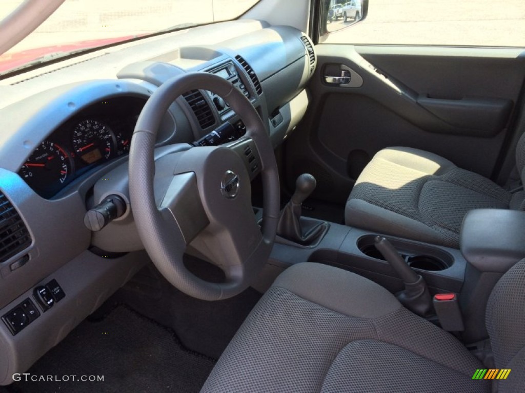 2006 Frontier SE Crew Cab - Red Alert / Steel photo #3