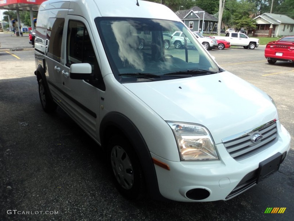 2012 Transit Connect XLT Wagon - Frozen White / Dark Grey photo #2