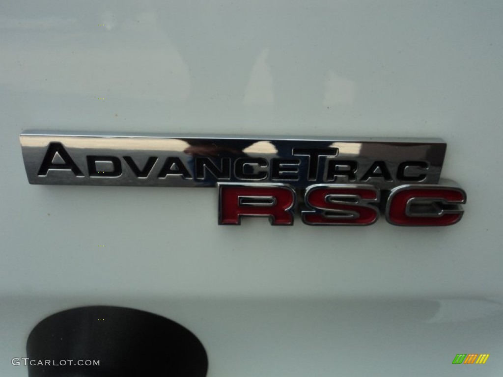 2012 Transit Connect XLT Wagon - Frozen White / Dark Grey photo #23