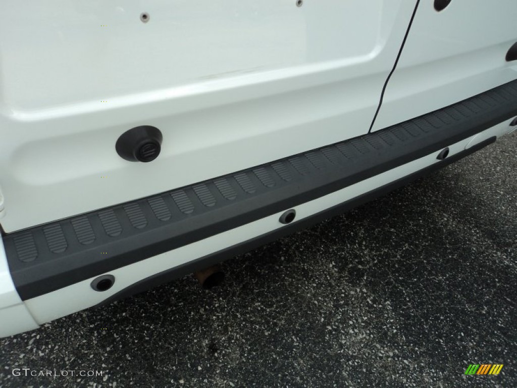 2012 Transit Connect XLT Wagon - Frozen White / Dark Grey photo #25