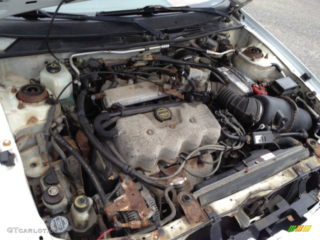 2001 Escort SE Sedan - Oxford White / Medium Prairie Tan photo #31