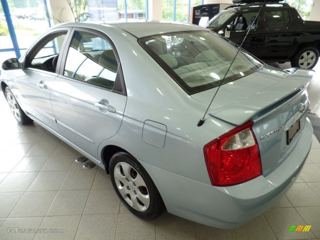 2006 Spectra SX Sedan - Ice Blue / Gray photo #2