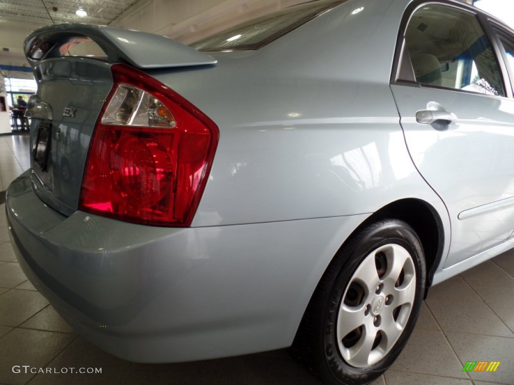 2006 Spectra SX Sedan - Ice Blue / Gray photo #7