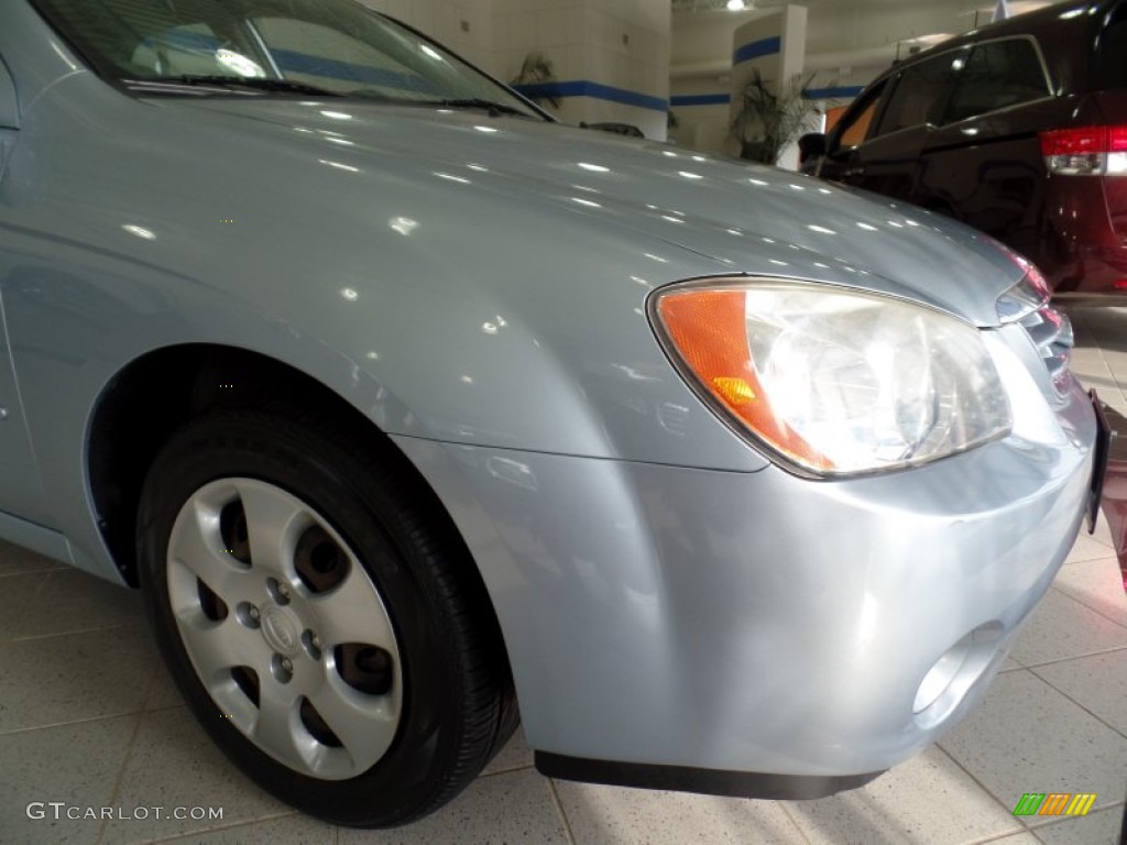 2006 Spectra SX Sedan - Ice Blue / Gray photo #8