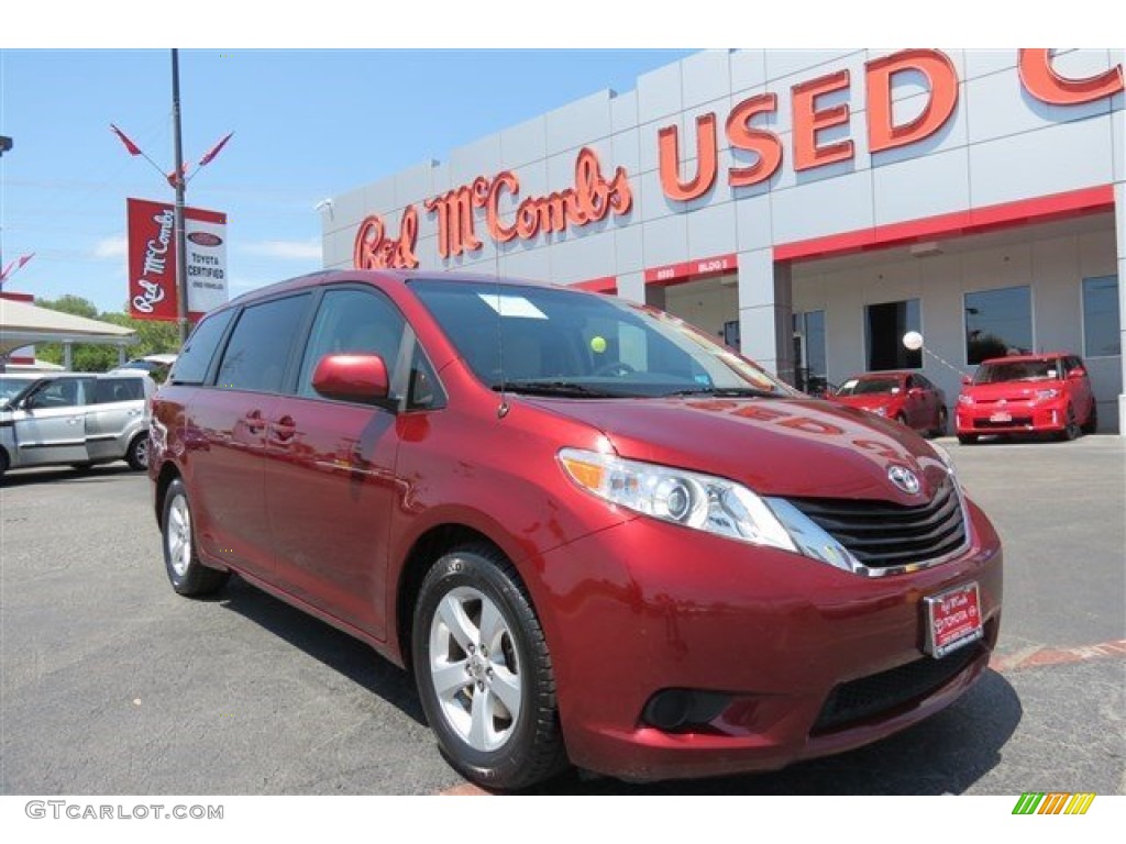 2011 Sienna LE - Salsa Red Pearl / Bisque photo #1