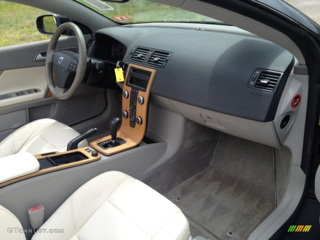 2008 C70 T5 - Solid Black / Quartz photo #11