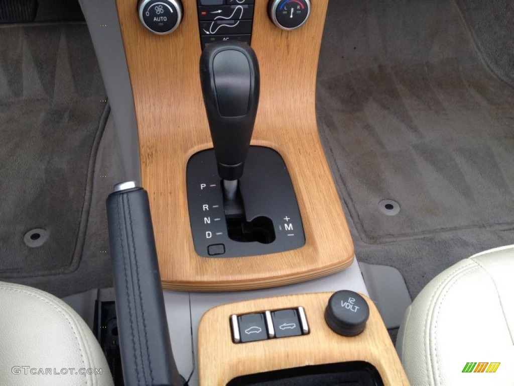 2008 C70 T5 - Solid Black / Quartz photo #26