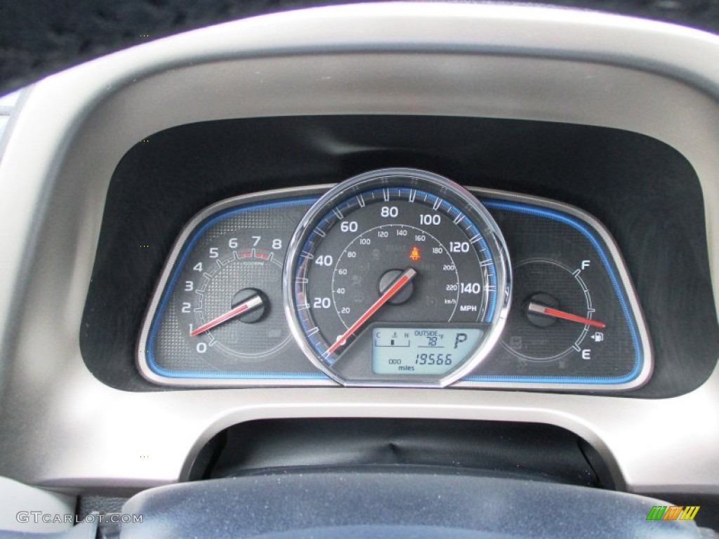 2013 Toyota RAV4 Limited AWD Gauges Photos