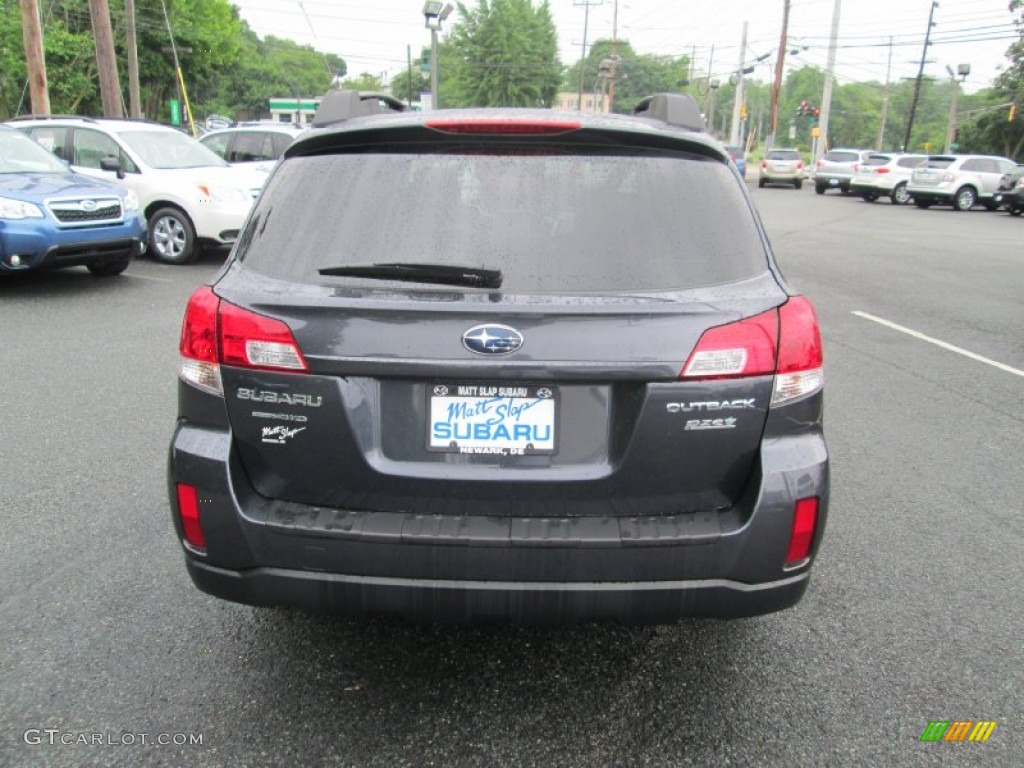 2011 Outback 2.5i Premium Wagon - Graphite Gray Metallic / Off Black photo #7