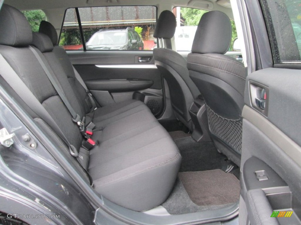 2011 Outback 2.5i Premium Wagon - Graphite Gray Metallic / Off Black photo #18