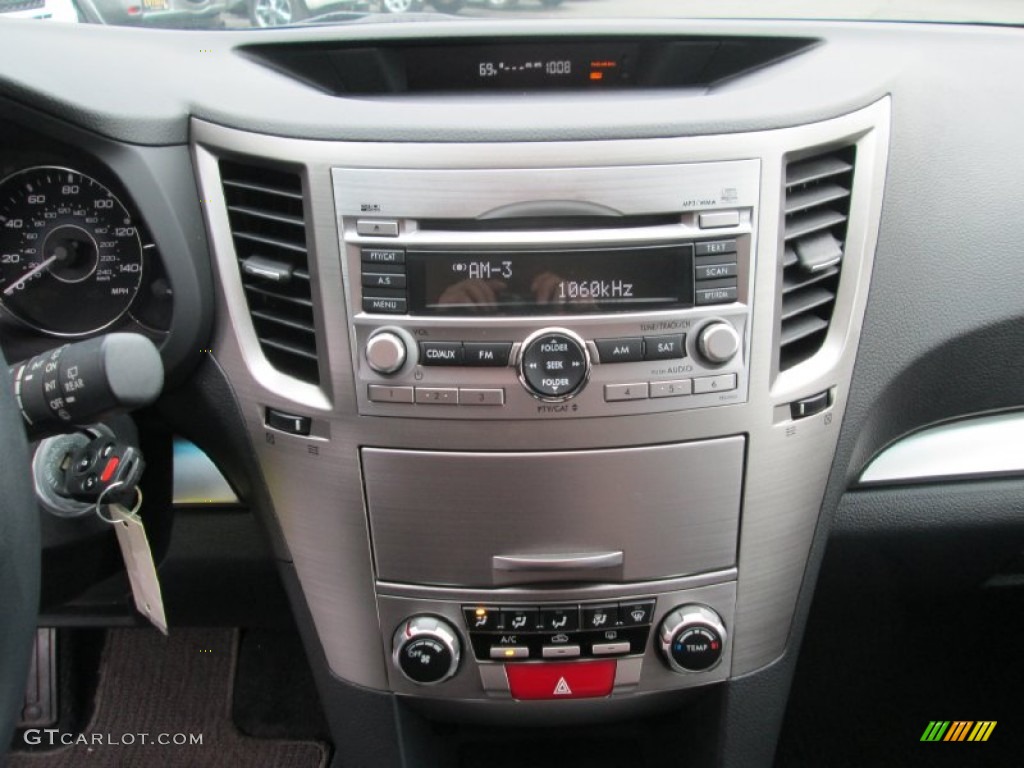 2011 Outback 2.5i Premium Wagon - Graphite Gray Metallic / Off Black photo #24