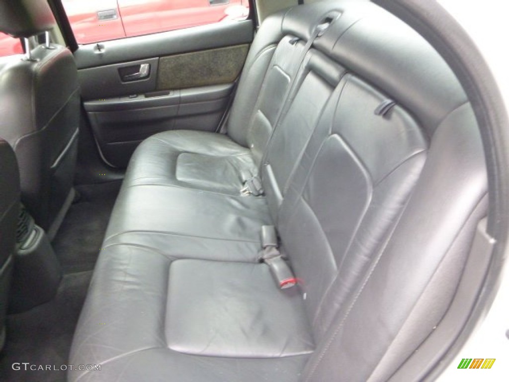 2002 Sable LS Premium Sedan - Vibrant White / Dark Charcoal photo #9
