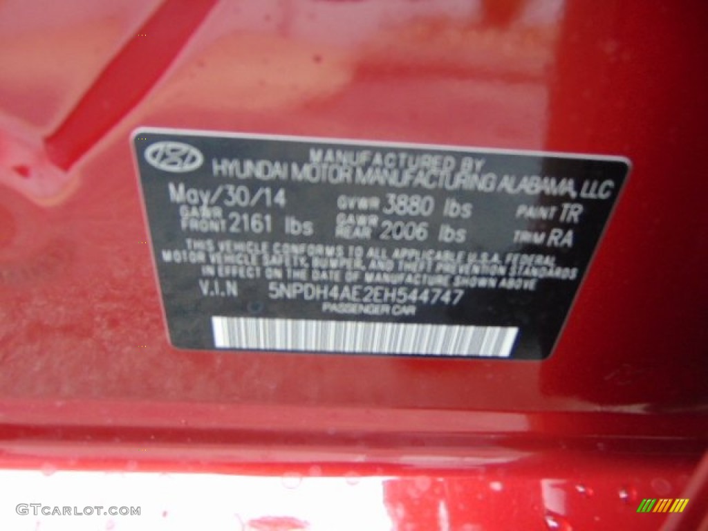 2014 Elantra SE Sedan - Red / Gray photo #15