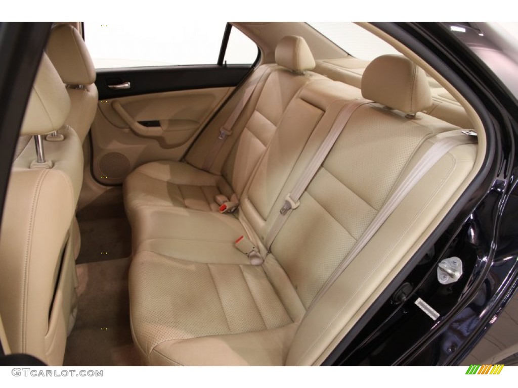 2005 Acura TSX Sedan Rear Seat Photos