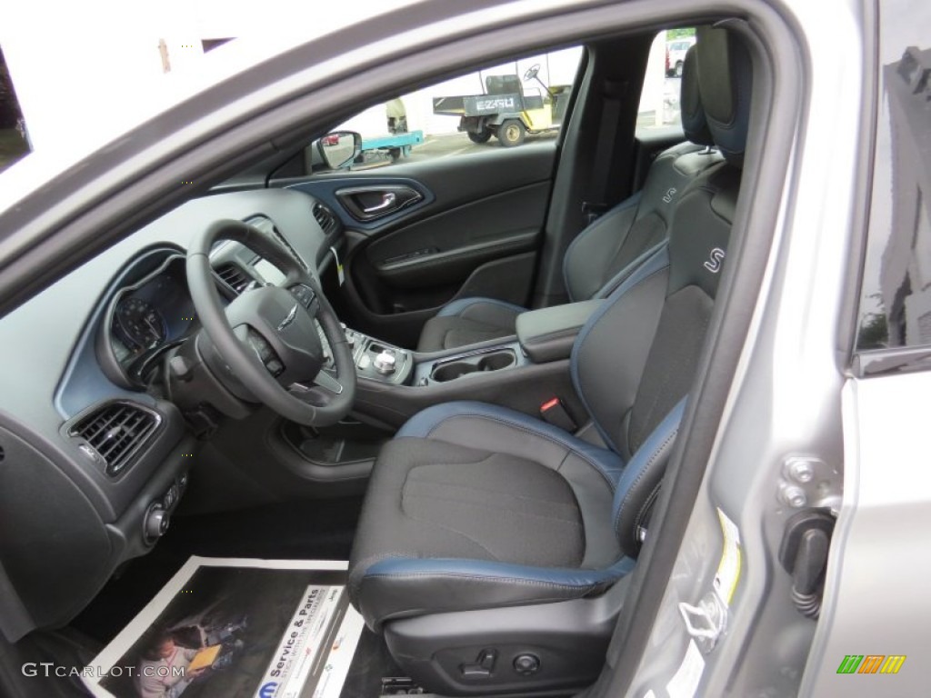 Black Interior 2015 Chrysler 200 S Photo #94429853