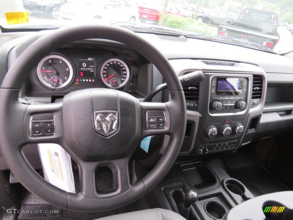 2014 Ram 4500 Tradesman Crew Cab 4x4 Chassis Black/Diesel Gray Dashboard Photo #94431779