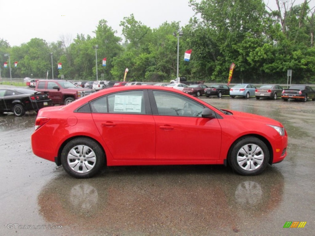 2014 Cruze LS - Red Hot / Jet Black/Medium Titanium photo #7