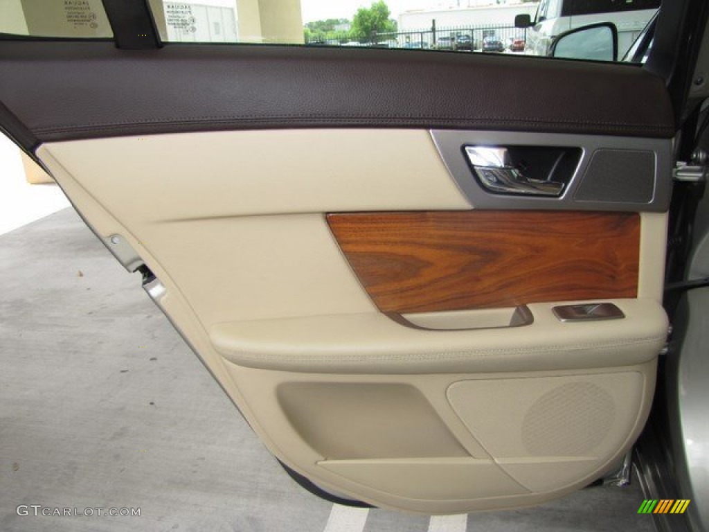 2010 XF Sport Sedan - Cashmere Gold Metallic / Barley photo #46