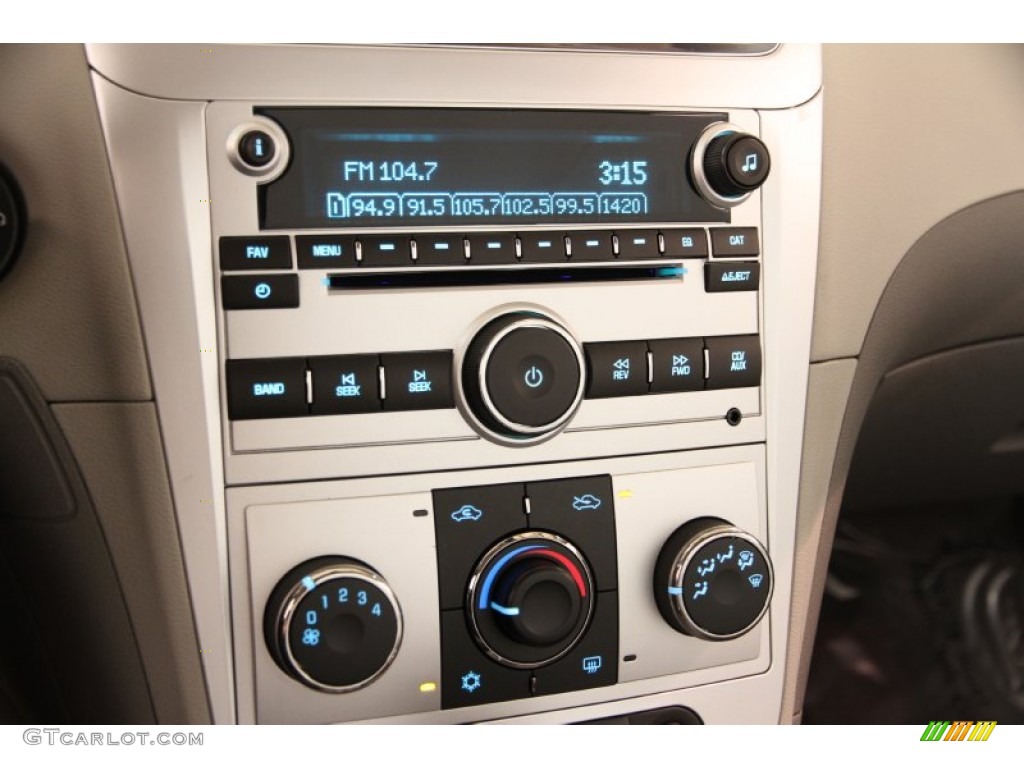 2011 Chevrolet Malibu LS Controls Photos