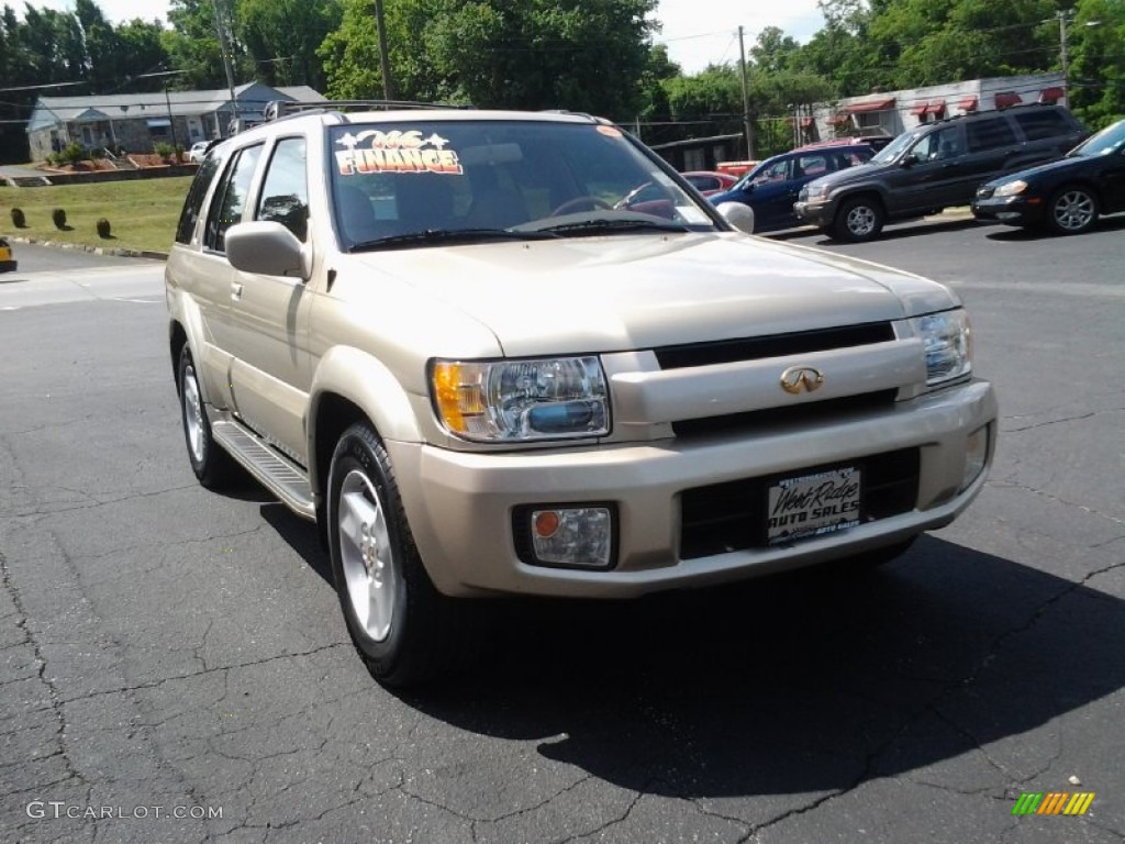 2001 QX4 4x4 - Tuscan Beige Metallic / Stone Beige photo #2