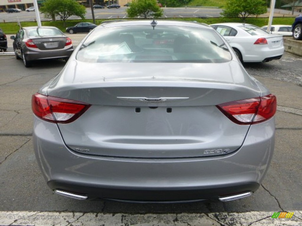 2015 200 S AWD - Billet Silver Metallic / Black photo #4