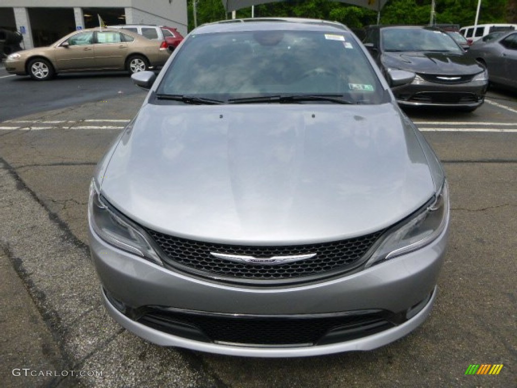 2015 200 S AWD - Billet Silver Metallic / Black photo #8