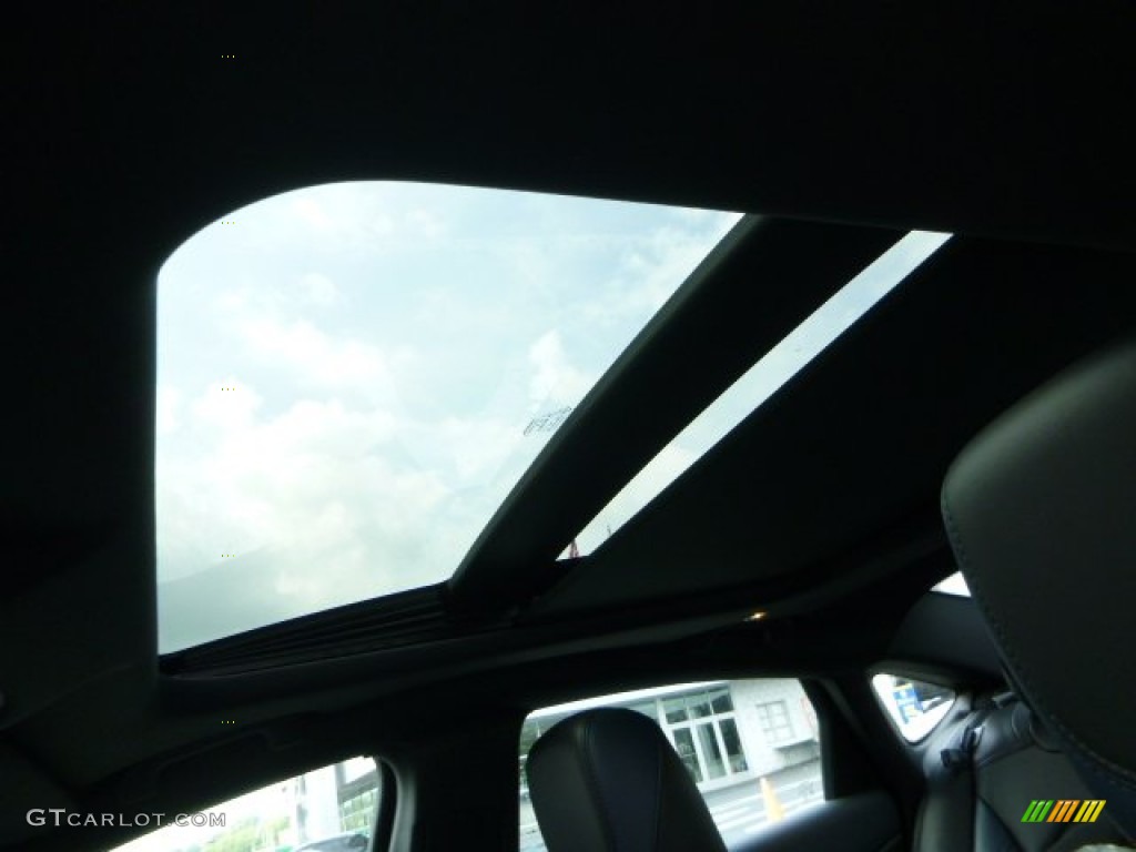 2015 200 S AWD - Billet Silver Metallic / Black photo #17