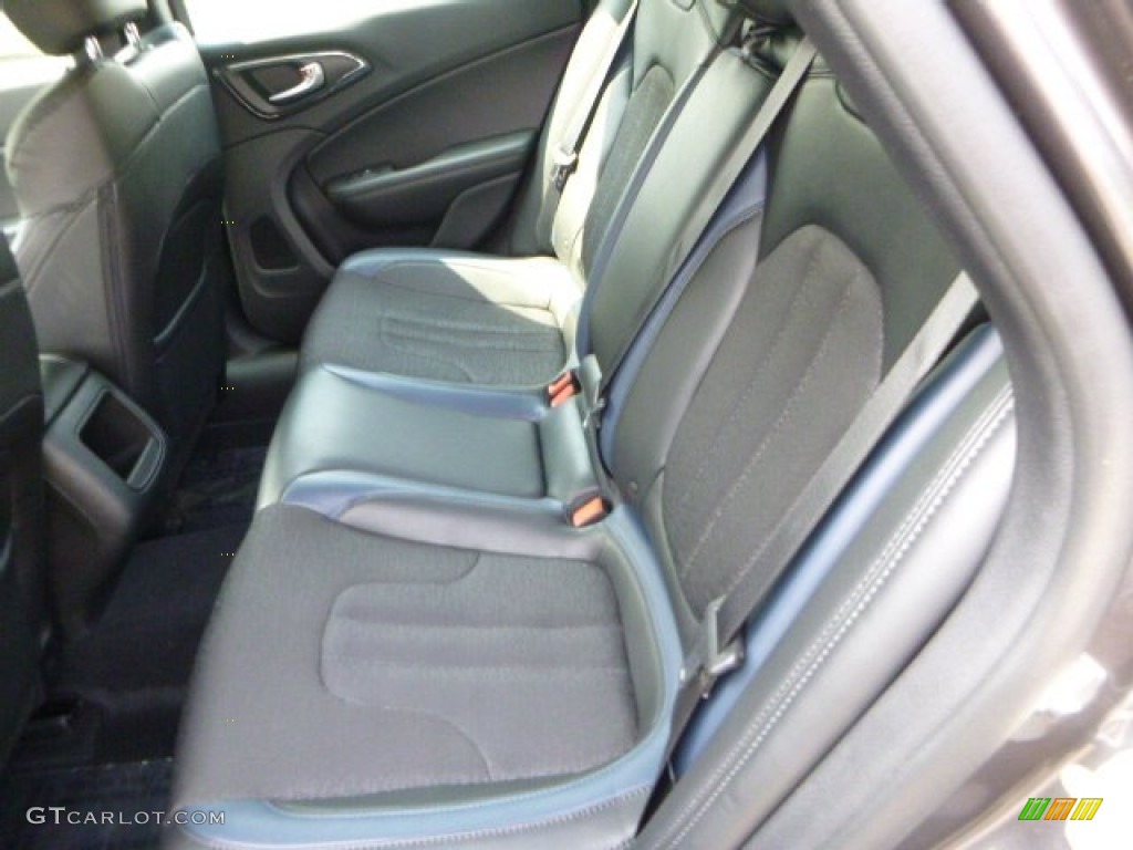 2015 Chrysler 200 S Rear Seat Photo #94448795