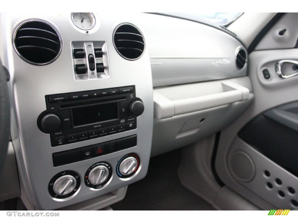 2006 Chrysler PT Cruiser Standard PT Cruiser Model Pastel Slate Gray Dashboard Photo #94449758