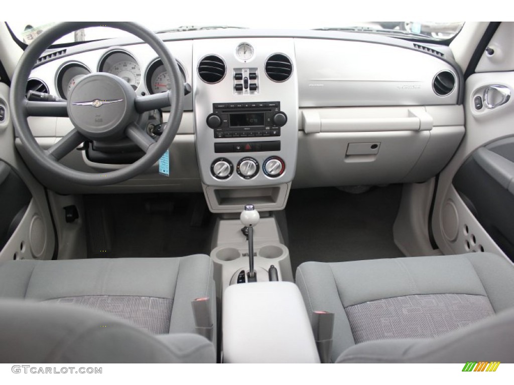 2006 Chrysler PT Cruiser Standard PT Cruiser Model Pastel Slate Gray Dashboard Photo #94449950