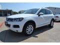 Pure White - Touareg V6 Sport 4Motion Photo No. 1