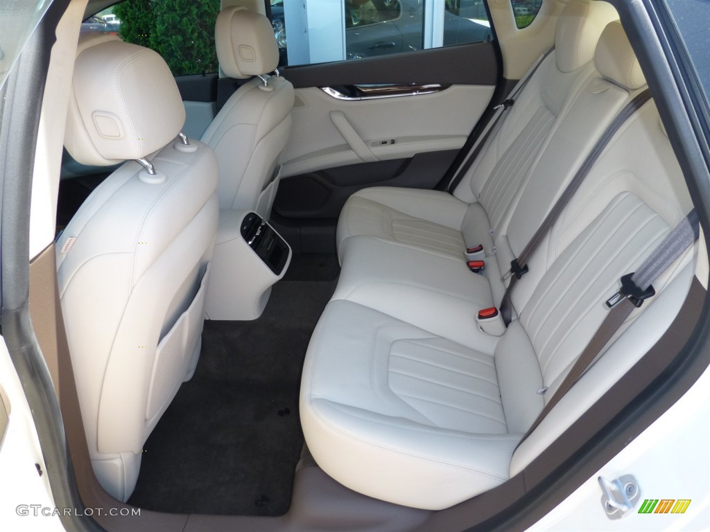 2014 Maserati Quattroporte S Q4 AWD Rear Seat Photo #94458179